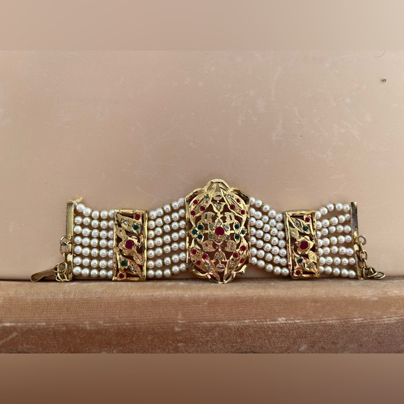 Jewellery - Picture 8 of 13